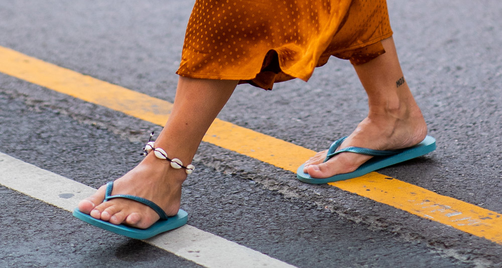 Chinelo tambem anda caro para o bolso dos brasileiros