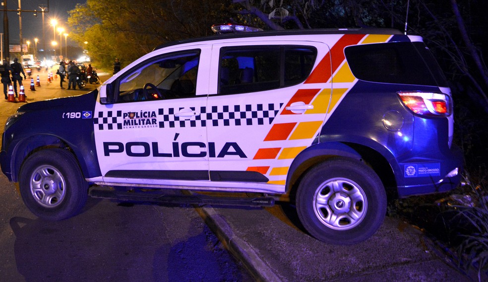 suspeito passagens pela polícia