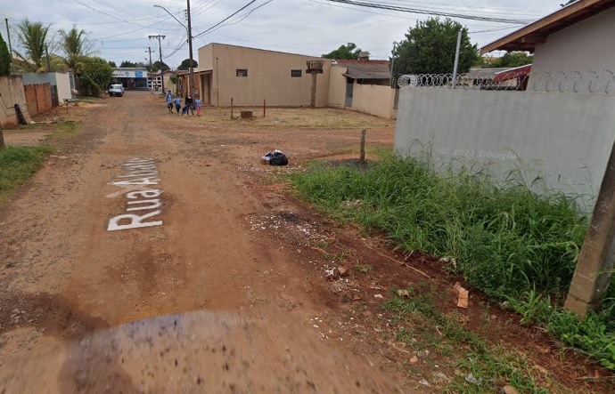 Trecho da Rua Abaeté onde pit bull atacou vira-lata (Foto: Google Street View)