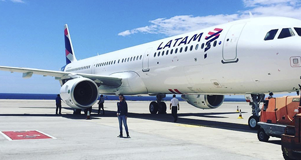 aviao LATAM