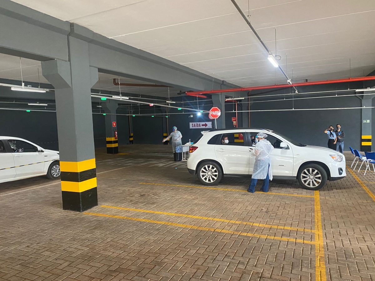 Drive-thru da Fiems para teste de covid-19 em Campo Grande (Foto: José Pereira/TV Morena)